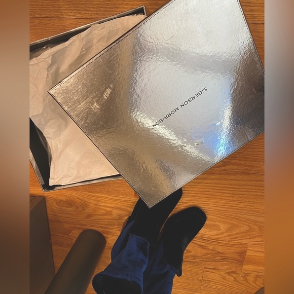 SOLD 100% Authentic SIGERSON MORRISON booties size 6 - Picture 4 of 5